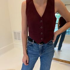 Brand New Beautiful Burgundy Corduroy Vest. Perfect For Transitioning To Fall. Size Is Xs, But It Runs A Little Big Imo And Would Fit A Size Small As Well. Corduroy Vest, House Of Harlow 1960, House Of Harlow, Color Purple, Womens Tops, Brand New, Purple, Full Service, Red