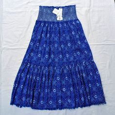 *Size: Large *Smocked Elastic High Waist *Frayed Hem *100% Cotton *Brand New With Tags Blue Printed Skirt, Long Knit Skirt, Printed Long Skirt, Ruffle Maxi Skirt, Satin Maxi Skirt, Tulle Maxi Skirt, Printed Skirt, Zara Skirts, Denim Maxi Skirt