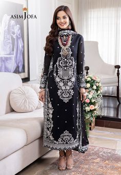 Asim Jofa Black, Paper Cotton Jhilmil Collection Original brand suit fabric and photography lite diffrance in actual print. Formal Sets With Digital Print For Eid, Formal Digital Print Sets For Eid, Traditional Printed Formal Sets, Traditional Printed Sets For Formal Occasions, Elegant Black Lawn Suit With Printed Motifs, Elegant Printed Unstitched Suit For Formal Occasions, Black Printed Unstitched Suit With Long Sleeves, Elegant Printed Unstitched Formal Suit, Elegant Formal Printed Unstitched Suit