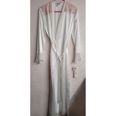 Linea Donatella Women's Ivory Satin Embroidered Robe Size S/M New W/ Tags Brand New Condition With Tags See Pictures For Details Measurements Laying Flat: Sleeve:20" Shoulders:16" Chest:21" Bottom:24" Length:50" Selling As Is White Lace Trim Sleepwear For Spring, Elegant White Sleepwear With Delicate Lace, Long Sleeve Cream Robe For Wedding Night, Cream Long Sleeve Robe For Wedding Night, Fitted Feminine Robe With Lace Trim, Feminine Fitted Robe With Lace Trim, Fitted Long Sleeve Lace Sleepwear, Elegant Fitted Cream Sleepwear, Elegant Long Sleeve Cream Sleepwear