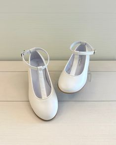 YoYo Boutique Shoes Pearl White T-Bar Ballerina Shoes Elegant Closed Toe Shoes For First Communion, White Round Toe Dance Shoes For Formal Occasions, White Round Toe Ballet Flats For Formal Occasions, White Closed Toe Spring Dance Shoes, White Round Toe Wedding Shoes With Leather Sole, White Almond Toe Mary Janes For Spring, Elegant White Dance Shoes With Round Toe, White Wedding Shoes With Leather Sole And Round Toe, Classic White Ballet Flats With Low Heel