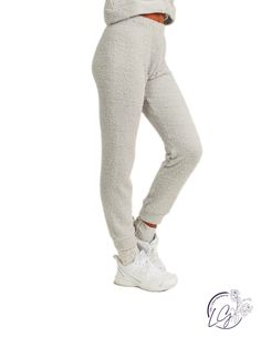 The Warm Embrace Joggers are the epitome of cozy comfort. These jogger pants are designed to provide warmth and softness, making them perfect for chilly days or relaxed evenings at home. The Warm Embrace Joggers are lined with a soft and plush fleece material on the inside, providing an extra layer of warmth and coziness. This lining envelops you in a gentle embrace, keeping you snug and comfortable even on colder days. Machine wash cold (Gentle cycle), Tumble dry low or Hang Dry (recommended).H Curvy Shorts, Head Wrap Headband, Curvy Jeans, Sweater Tank Top, Athletic Pants, Skirt Leggings, Long Blouse, Comforters Cozy, Sweater Blouse