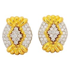 Luxury Oval Diamond Earrings For Formal Events, Luxury Oval Diamond Earrings For Formal Occasions, Oval Diamond Cut Earrings For Formal Occasions, Formal Oval Diamond Cut Earrings, Exquisite Oval Diamond Earrings For Anniversary, Luxury Oval Diamond Earrings For Anniversary, Luxury Hallmarked Oval Diamond Earrings, Luxury Gold Oval Diamond Earrings, Exquisite Oval Diamond Earrings With Accents