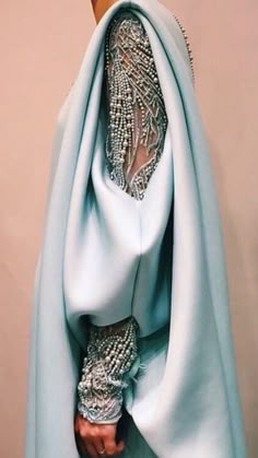 Pattern Magic Fashion, Interesting Sleeves, Embellishments Fashion, Bejeweled Dress, Flowy Clothes, Fashion Details Inspiration, Couture Dior, Beaded Sleeves, Fancy Embroidery