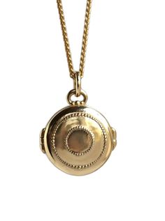 This Lockets item by erinpelicano has 35 favorites from Etsy shoppers. Ships from Adamstown, MD. Listed on Jan 10, 2024 Infinity Locket, Gold Lockets, Necklace Infinity, Gold Locket Necklace, Mother Daughter Necklace, Bar Necklace Personalized, Feminine Details, Family Jewellery, Gold Bar Necklace