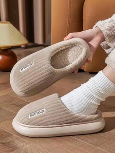 Khaki  Collar     Embellished   Women Shoes Home Shoes Slippers, Plush Slippers, Warm Home, Home Slippers, Home Shoes, Women's Slippers, Shoes Slippers, House Slippers, Kids Beachwear