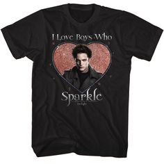 The Twilight Saga Officially Licensed T-ShirtStep into the magical world of Twilight with our officially licensed The Twilight Saga t-shirt. Perfect for fans of the iconic series, this t-shirt brings the enchanting story of Bella, Edward, and Jacob to life.Features and BenefitsQuality Material: Crafted from 100% premium fabric, the shirt offers a soft, breathable feel, ensuring maximum comfort whether you're out and about or curled up with your favorite Twilight book.Incredible Design: Emblazone Twilight Shirt Outfit, Twilight Tshirts, Fade Into You, Twilight Shirts, Twilight T Shirt, Twilight Design, Twilight Clothes, Alpha Mode, Twilight Love