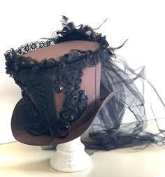 Steampunk Top, Steampunk Top Hat, Steampunk Hat, Satin Noir, How To Make Brown, Black Pearls, Flowers Black, Top Hats, Victorian Steampunk