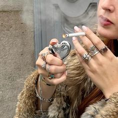 Vivienne Westwood New York, Vivienne Westwood Model Aesthetic, Vivienne Westwood Ring Aesthetic, Vivienne Westwood Moodboard, Vivienne Westwood Jewellery Aesthetic, Vivienne Westwood Lighter, Nana Vivienne Westwood, Vivienne Westwood Aesthetic, Vivienne Westwood Style