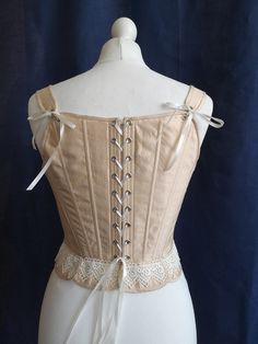 This silk corset is made after original 18th century paterns and has a strong waist reduction effect. It makes a specific Rococo shape with prominent bust and small waist, most feminine and fashionable acording to the Madame de Pompadour epoch standarts. It can be worn for the 17th - 18th century ball as a proper undergarnment of the epoch, being a part of the full costume, or become a bodice for the Renaissance, Baroque or Rococo inspired fantasy outfit. The corset on listing pictures is made o Elegant Underbust Bodice For Costume, Victorian Fitted Overbust Bodice, Victorian Bodice With Corset Back For Wedding, Victorian Fitted Underbust Bodice, Victorian Wedding Bodice With Corset Back, Victorian Underbust Wedding Bodice, Wedding Underbust Corset With Historical Design, Victorian Underbust Bodice With Corset Back, Historical Underbust Corset Dress For Wedding