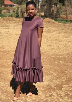 African Maxi Dresses Classy, V Neck Dresses, Best African Dresses, African Wear Dresses, African Maxi Dresses, African Fashion Modern, Elegant Dresses Classy, African Fashion Women Clothing