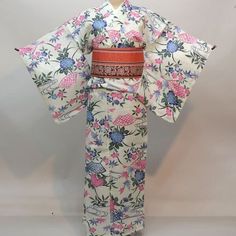 Yukata; This Japanese cotton kimono yukata features wave on a white background. Wear this beautiful robe on summer day or hang it as a display to admire daily. Item: Yukata Cotton Kimono / Obi belt is not included. No.ktm170 Size: US  M-L   /  Length  64 inch (163cm) , Width 26.7 inch (68cm). If you are 155cm - 167cm tall, This yukata would fit well, Condition: NEW. Please check the photos. Need a Obi Sash? Find it here: https://www.etsy.com/shop/KimonoFujiyamarock?ref=seller-platform-mcnav&sect Traditional White Floral Print Kimono, Traditional White Floral Kimono, Traditional White Printed Kimono, White Cotton Kimono With Floral Print, Traditional White Kimono For The Beach, Traditional White Kimono For Summer, Traditional White Summer Kimono, White Kimono For Spring Tea Ceremony, White Kimono For Tea Ceremony In Spring