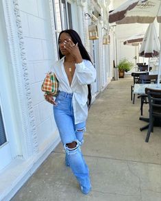 Fashion Nova Brunch Outfit, Casual Dress With Heels, Blouse Outfit Black Women, Outfit Inspired Black Women, Button Up And Shorts Outfit, Corset Outfit Night Out, Grown And Classy Outfit Black Women, Jeans Heels Outfit Night Classy, Simple Brunch Outfits