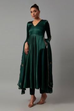 Shop for The Aarya Green Mashru Silk Embroidered Anarkali Set for Women Online at Aza Fashions Anarkali Dress Sleeve Design, Silk Suit Designs Indian, Green Anarkali Dress, Anarkali Patterns, Anarkali Designs, Green Anarkali, Pink Anarkali, Silk Anarkali, Embroidered Anarkali