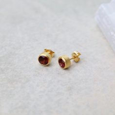 24k gold vermeil Garnet 7.5mm Post earrings Gold Garnet Earrings Fine Jewelry, Garnet Earrings Stud, Elegant Yellow Gold Garnet Earrings, Yellow Gold Garnet Round Earrings, Gold Faceted Garnet Earrings, Gold Vermeil, Post Earrings, Garnet, Stud Earrings