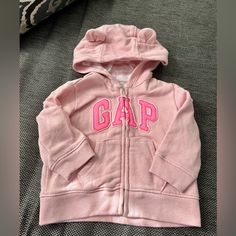 Nwot Gap Size 3-6 Months Gap Zip Up Sweatshirt With Hood. Pink. From A Smoke Free Home. Up Logo, Zip Up Sweatshirt, Silver Logo, Gap Sweater, Pink Hoodie, Kids Tops, Zip Up Hoodie, Pink Girl, Kids Shirts