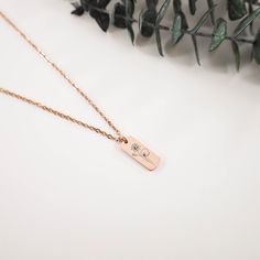 "NEXT DAY SHIPPING. Complete any look with our Custom minimalist Vertical Bar Necklace. Materials: Gold plated over stainless steel. Rose Gold plated over stainless steel. Plain stainless steel. Out pieces are very high quality, thet don't tarnish and they are beautiful to use in any ocassion or in your everyday. Size: 20 mm x 8 mm Chain Lenght available: 16\", 18\", 20\". WANT TO ADD BIRTH STONE? SHOP WITH THIS LINK AND LEAVE A NOTE. https://www.etsy.com/listing/940740657/birth-stone-charm-birt Adjustable Birth Flower Necklace, Nature-inspired Birth Flower Necklace, 14k Gold-filled Necklace With Birth Flower Round Pendant, Birth Flower Necklace, Gift For Her, 14k Gold-filled Birth Flower Pendant Necklace, Vertical Bar Necklace, Mother Daughter Necklace, Daughter Necklace, Family Jewellery