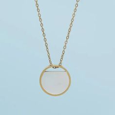 The Iris Mother-of-pearl necklace is simply beautiful. The stunning mother-of-pearl glistens and glows in shades of lavender, blue, green and blushing pinks as you pair it with your favorite top or dress. The adjustable, reversible design allows you to choose between the color-catching mother-of-pearl or the simplicity of shining 14k plated gold on a classic 14k gold-plated chain. Your purchase of the Iris Necklace, to gift or to keep, allows the women of Starfish Project the freedom to choose t Rose Gold Round Necklace With Pearl Pendant, Delicate White Mother Of Pearl Necklace, Chic Round Necklace With Adjustable Fit, Pearl White Mother Of Pearl Pendant Necklace, Round Pearl Pendant Necklace, Chic White Round Necklace, Circular Pearl Pendant Jewelry Gift, Formal White Mother Of Pearl Necklaces, Minimalist Adjustable Pearl White Necklace