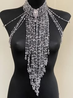 It is a breathtaking and extensive necklace with a statement on your shoulder beautifully from all sides. Size 36-38 The whole piece does not have a fabric backbone ; only carefully detailed crystals beads Elegantly ornate design, combined with an intense and shine of crystals Everyone is asking the bride, wanting to make one of her statements on her wedding day, but she also perfectly suits as an application for a fancy dress evening. Interesting on a strapless bandaux evening dress... Oh God y Silver Body Jewelry, Sirens Fashion, Backdrop Necklace Wedding, Hmong Clothes, Body Necklace, Shoulder Jewelry, Shoulder Necklace, Backdrops Necklace, Preformance Outfits