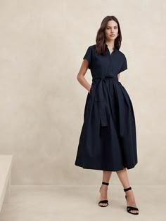 Business Casual Outfits For Women Dress, Navy Wardrobe, Casual Summer Wedding Outfit, Summer Work Dress, Summer Work Outfits Office, Summer Work Dresses, Business Professional Dress, Belted Long Dress, Flare Dress Casual