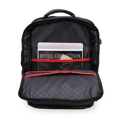 ¡El equipaje de mano perfecto para todos tus viajes! Lleva todo lo que necesitas con estilo en nuestra elegante mochila de viaje resistente al agua. Back To School Travel Laptop Bag, Travel Laptop Bag With Anti-theft Pocket, Backpack Luggage With Zipper Closure For Overnight Trips, Backpack Luggage With Zipper For Overnight Trips, Commuting Backpack Travel Bag With Luggage Sleeve, Standard Backpack Luggage With Zipper Closure For Trips, Standard Backpack Laptop Bag For Trips, Commuting Backpack With Luggage Sleeve, Commuting Travel Backpack With Luggage Sleeve