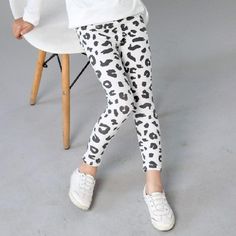 Brand Name: SonkpuelGender: GirlsMaterial: COTTONAge Range: 25-36mAge Range: 4-6yAge Range: 7-12yOrigin: CN(Origin)Season: Spring AutumnFit Type: skinnyDecoration: FlowersItem Type: Ankle-lengthFit: Fits true to size, take your normal sizeClosure Type: Elastic WaistWaist Type: MIDPattern Type: LetterPant Style: Pencil PantsModel Number: BZ200804DDepartment Name: ChildrenSuit Age: 2-10YMaterial: Modal CottonSuit Season: Summer, Spring, Autumn Slim Leggings, Toddler Leggings, Mom Sweater, Rompers For Kids, Travel Clothes, Kids Outdoor, Fall Coat, Kids Coats