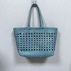 SPECIFICATIONSBrand Name: artmomoHandbags Type: TotesTypes of bags: Top-Handle BagsMain Material: Split LeatherLining Material: NoneShape: SatchelsPlace Of Origin: SHAN DONG ProvincePlace Of Origin: SHAN DONG ProvinceOrigin: Mainland ChinaCN: ShandongHardness: SOFTPattern Type: SolidInterior: No PocketDecoration: NONEExterior: NONEOccasion: VersatileClosure Type: No ZipperGender: WOMENStyle: fashionModel Number: 8815Number of Handles/Straps: None Retro Purse, Vegetable Basket, Charm Making, Wedding Bag, Elegant Red, Handbag Wallet, Basket Bag, Vintage Elegant, Small Handbags