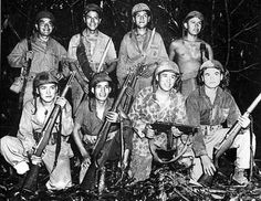 Navajo Code Talkers in the Pacific Navajo Code Talkers, Code Talker, Kat Diy, Powerful Pictures, Wilde Westen, Historia Universal, American Veterans, Native American Peoples