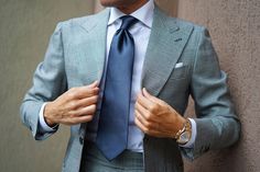 Elegant Tailored Gray Suit And Tie Accessories, Tailored Gray Suit And Tie Accessories For Formal Occasions, Workwear Suits With Notch Lapel And Ties, Elegant Business Suits, Elegant Fitted Gray Suit, Tailored Suits With Standard Tie For Office, Elegant Gray Business Suit, Luxury Fitted Ties For Work, Elegant Gray Suit For Business Casual