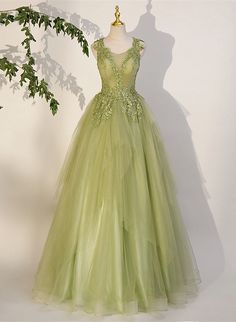 Light Green A-line Tulle with Lace Applique Prom Dress Outfits For Girls Applique Prom Dress, Prom Dress Green, Green Formal Dress, Flower Prom Dress, Prom Dress Pictures, Green Formal Dresses, Green Corset, Prom Dresses Elegant, Corset Dress Prom