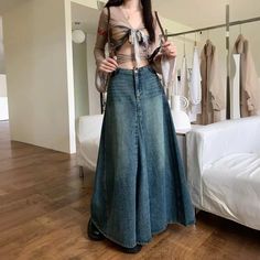 Olivia Mark - Genuine Vintage High-Waisted Denim Midi Skirt with Distressed Finish and Flared Hemline Midi Jean Skirt Outfits, Skirt Jeans Outfit, Long Jean Skirt Outfits, Maxi Jean Skirt, Midi Jean Skirt, Skirt Outfits Aesthetic, Flared Denim Skirt, High Waisted Jean Skirt, Jean Skirt Outfits