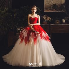 Amazing / Unique Red Champagne Wedding Dresses 2019 Ball Gown Sweetheart Sleeveless Backless Chapel Train Cascading Ruffles Red Tulle Evening Dress For Quinceanera, Red Sleeveless Ball Gown For Quinceanera, Red Ball Gown Wedding Dress For Banquet, Red Ball Gown With Sweep Train For Debutante Ball, Red Sleeveless Gown For Quinceanera, Red Ball Gown For Debutante Ball, Red Tulle Evening Dress With Sweetheart Neckline, Red Wedding Dress For Prom Season Banquet, Heart-shaped Neckline Gown For Wedding And Prom Season