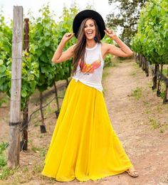 ⚜ Embrace the promise of effortless elegance with this Yellow Long Chiffon Skirt. Designed for comfort and style, this summer chiffon skirt will become a staple in your daily wardrobe. It will offer the perfect blend of sophistication and ease, ensuring that you will feel as good as you look. The lined design ensures confidence in movement, while the elastic waist guarantees a personalized fit that will flatter any figure. This skirt will be the ideal choice for those who seek both functionality Long Chiffon Skirt, Chiffon Maxi Skirt, Skirt Summer, Dress Pretty, Chiffon Material, Chiffon Maxi, The Promise, Chiffon Skirt, Maxi Skirts