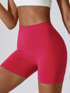 PRODUCT FEATURES: Back V Scrunch Shorts Breathable.? quick-dry. moisture absorption. Wear-tested by our in-house team for the perfect fit. FABRICATION: 87% Nylon 13% Spandex Sweat-wicking technology that can remove moisture from your body BRA BODY LENGTH: S?- 33.5cm (13.2inch) M?- 34.5cm (13.6inch) L?- 35.5cm (14inch) Seamless Athletic Shorts With Built-in Liner For Training, Solid Sport Shorts, High Stretch Seamless Bottoms For Running, Sporty Seamless Medium Support Bottoms, Sporty Medium Support Seamless Bottoms, Seamless Fabric Training Shorts, Seamless Short Training Bottoms, Seamless Fabric Athletic Shorts With Built-in Shorts, Gym Bottoms Mid-thigh Length