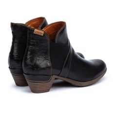 Find your Women's Leather Shoes ROTTERDAM 902-8932C1 in Pikolinos. Up to -40%. FREE Return and delivery! Flat Heel Ankle Boots, Lace Ballet Flats, Women's Leather Shoes, Mule Sneakers, Leather Shoes Woman, Heeled Ankle Boots, Chunky Heel, Rotterdam, Lace Up Shoes