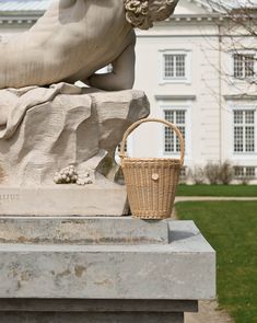 Beautifully handmade wicker basket with lid. It is carefully hand-made by local artisans. This fashionable, stylish and environmentally-friendly basket is perfect for everyday use as shopper or grocery bag. Wicker basket is great for going on a picnic or to the beach. Basket have fantastic proportions and handle that perfectly fit into your hand. Wicker basket can be ideal gift for your mum, sister or friend! Features: - a precisely handmade basket made in Lithuania - made from all-natural, eco- Chic Straw Bag With Bamboo Handle For Picnic, Handmade Rattan Bucket Bag, Basket Bag With Bamboo Handle For Picnic, Picnic Basket Bag With Bamboo Handle, Summer Rattan Straw Bag For Picnic, Beige Straw Bag With Bamboo Handle For Picnic, Handmade Basket-shaped Rattan Straw Bag, Handmade Rattan Straw Basket Bag, Handmade Basket-shaped Straw Rattan Bag