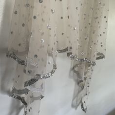 More dupatta here in our collection https://www.etsy.com/shop/neelcreations/?section_id=15880219 Net with embroidery Indian dupatta. It has beautiful silver border. Scallop border with dull color. ★ It can be made in other colors and longer in length also. We can also change the border if you want. Approximate length 93-96 inches. We can increase length so please contact us if you want longer dupatta. These designer dupattas are very much in trend. Pair them with plain salwar kameez or brocade k Wedding Dupatta, Indian Dupatta, Embroidery Indian, Indian Anarkali, Indian Skirt, Scallop Border, Zari Embroidery, Punjabi Dress, Wedding Veil Accessories