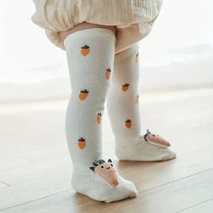 The sweetest little thigh high mushroom socks for the sweetest little feet. Size: 0-2 years (carrot image shown for size only) Long Mushroom, Mushroom Socks, Baby Stocking, Boy And Girl Cartoon, Thigh High Socks, Tag Sale, Summer Baby, Baby Booties