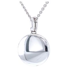 Victor Mayer round customizable polished locket pendant necklace, 18k white gold, Hallmark Collection, diameter app. 21.0 mm About the creator Victor Mayer Victor Mayer is internationally renowned for elegant timeless designs and unrivalled expertise in historic craftsmanship. Lovers of the extraordinary appreciate the beauty of Victor Mayer's designs, which use extremely rare techniques such as genuine enamel or elaborate engravings. Since 1890, the company has stood for the finest jewellery Ha Elegant Hallmarked White Gold Locket Necklace, Luxury Polished Pendant Locket Necklace, Classic White Gold Round Jewelry, White Gold Necklace With Round Pendant And Shiny Finish, Elegant Polished White Gold Locket Necklace, Elegant White Gold Locket Necklace With Polished Finish, Formal White Gold Oval Pendant Locket Necklace, Classic White Gold Locket Necklaces, Sterling Silver Pendant Locket Necklace With Polished Finish