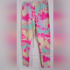 No Boundaries Tye Dye Leggings Size Medium Nwot. Smoke Free Home.. All Sales Final.. Trendy Full-length Summer Leggings, Trendy Full Length Summer Leggings, Casual Fitted Multicolor Pants, Fitted Multicolor Leggings For Loungewear, Casual Stretch Summer Leggings, Casual Stretch Leggings For Summer, Fitted Cotton Leggings Casual Style, Fitted Cotton Leggings For Casual Wear, Fitted Cotton Casual Leggings