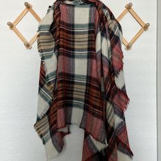 large, super soft Steve Madden blanket scarf with plaid/tartan pattern with gold glitter 
in great condition, no snags found. 

#blanketscarf #winterfashion #scarf #stevemadden Blanket Scarf, Tartan Pattern, Womens Scarves, Gold Glitter, Steve Madden, Tartan, Scarf Accessory, Women's Accessories, Winter Fashion