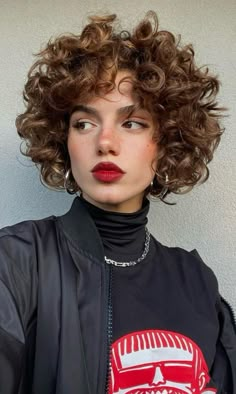 Neutral Olive Skin Tone Hair Colors, Short Curly Butterfly Haircut, Short Round Curly Haircut, Short Curly Layered Haircuts, Short Hair Perm Pixie Cuts, Pixie Curly Haircuts, Short Hairstyle Women Curly Hair, Natural Curly Pixie Cut, Natural Curly Hair Mullet