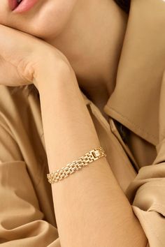 With a watchband-inspired link, the Francis Bracelet exudes luxury and cool. This slinky mesh bracelet looks substantial and feels comfortable. The foldover clasp makes for easy closure. DETAILS: gold tone dipped brassfinish: high polishwatch chain linkfoldover clasp product measurements:length: 17.8cm / 7"width: 9.3mm / 0.40"cuff height: 2.5mm / 0.10"weight: 12.74g / 0.45oz Custom Bangle, Jenny Bird, Mesh Bracelet, Cocktail Evening Dresses, Virtual Fashion, Ruby Jewelry, Watch Chain, Mesh Design, Gold Gold