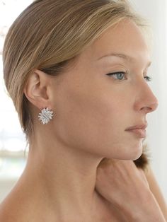 Marquis CZ Cluster Wedding Stud Earrings Bridesmaid Accessories Ideas, Wedding Hairstyles Beach, Silver And White Wedding, Hair Pieces Wedding, Boho Wedding Hairstyles, Long Hair Bridal, Cubic Zirconia Bridal Earrings, Wedding Earrings Gold, Cheap Wedding Gifts