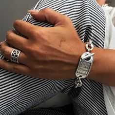 Casual Silver Bracelet, Trendy Silver Jewelry For Summer, Summer Everyday Silver Bracelet, Casual Silver Metal Jewelry, Everyday Summer Silver Bracelet, Trendy Silver Oval Link Jewelry, Everyday Summer Silver Bracelets, Silver Jewelry For Everyday Summer Wear, Everyday Silver Bracelet For Summer