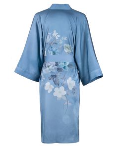 The mulberry silk kimono print robe is, soft color, soft and comfortable, and silky skin-friendly, the combination of pure mulberry silk material and exquisite digital inkjet printing is more elegant and luxurious. Sexy V-neck, showing the soft line of the neck and modifying the face. The loose three-quarter sleeves are comfortable and easy for the wrist to move freely. The waist tie design breaks mediocrity, improves the waistline, and shows the perfect proportion. inner ties design, Inner ties Elegant Spring Kimono For Sleep, Elegant Spring Sleepwear With Kimono Sleeves, Elegant Sleepwear With Kimono Sleeves For Spring, Silk Kimono For Spring Loungewear, Spring Silk Kimono For Loungewear, Silk Robe With Kimono Sleeves For Sleep, Silk Kimono With Floral Print For Loungewear, Evening Skincare Routine, Kimono Print