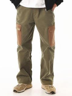 Composition : Shell: Cotton 100% Coloring: Cotton 100%color : khakiCountry of Origin : KOREA Khaki Cotton Work Pants With Multiple Pockets, Green Cotton Work Pants With Multiple Pockets, Green Utility Work Pants With Hip Pockets, Khaki Cargo Pants For Work, Full Length Khaki Work Pants With Cargo Pockets, Olive Utility Bottoms For Outdoor, Khaki Pants With Pockets For Outdoor Work, Khaki Straight Leg Work Pants With Multiple Pockets, Straight Leg Khaki Work Pants With Multiple Pockets