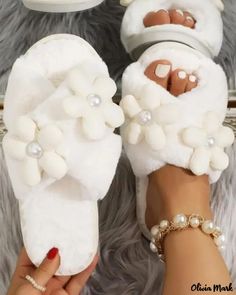 Color: beige, Size: US6 Fuzzy Sandals, Floral Slippers, Fluffy Slippers, Cute Slippers, Pajamas Comfy, Fuzzy Slippers, Ugg Slippers, Girly Shoes, Body Care Routine