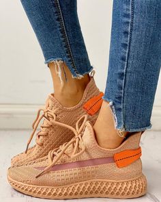 Best Shoes For Women, Wedding Shoes Boots, Yeezy Sneakers, Shoes Trends, Sandals Wedges, Breathable Sneakers, Casual Heels, Woman Shoes, Flats Sandals