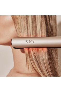 Time to meet our newest hair straightener to style your hair with less damage. The SilkyStraight uses infrared technology and releases negative ions for better protection of your hair, less frizz and reduced styling time. The flexible floating titanium plates ensures great results on all hair types and with the dynamic LED display you can easily see one of the 12 selected temperatures.
Infrared technology
The SilkyStraight uses infrared technology and releases negative ions for better protection of your hair quality, sleek results and less frizz. By using infrared technology the hair heats up from the inside while the titanium plates work on the outside of the hair. This ensures styling on lower temperatures and reduced styling time, minimizing hair damage. At the same time, the SilkyStrai Girls Occasion Dresses, Natural Hair Oils, Hair Damage, Bridal Jumpsuit, Hair Styling Tools, Wedding Jumpsuit, Hair Straighteners, Hair Quality, Puff Sleeve Dresses